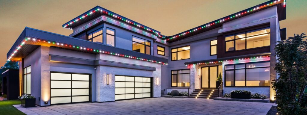 Permanent Holiday Lighting- Christmas roofline Chicago
