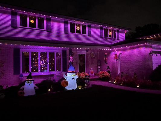 Gemstone Permanent Holiday Lights Installation in Des Plaines Illinois