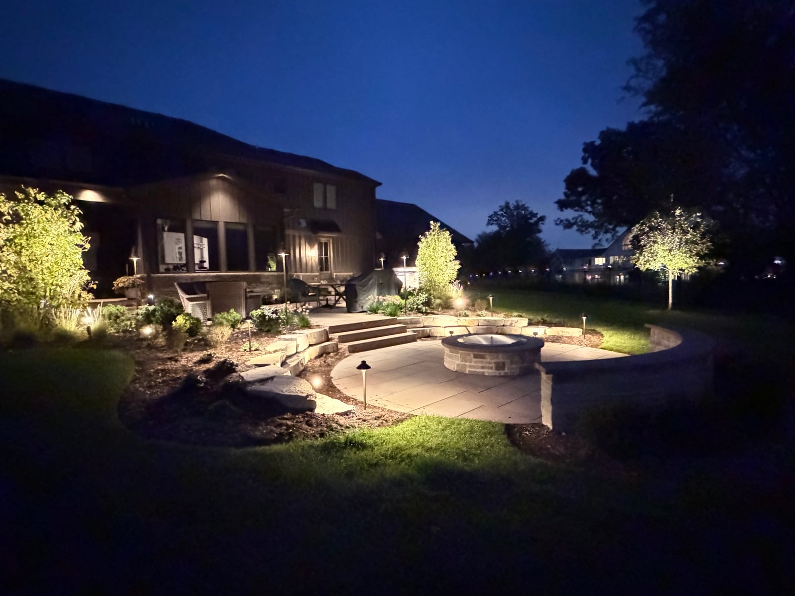 Architectural and landscape LED lighting design and installation