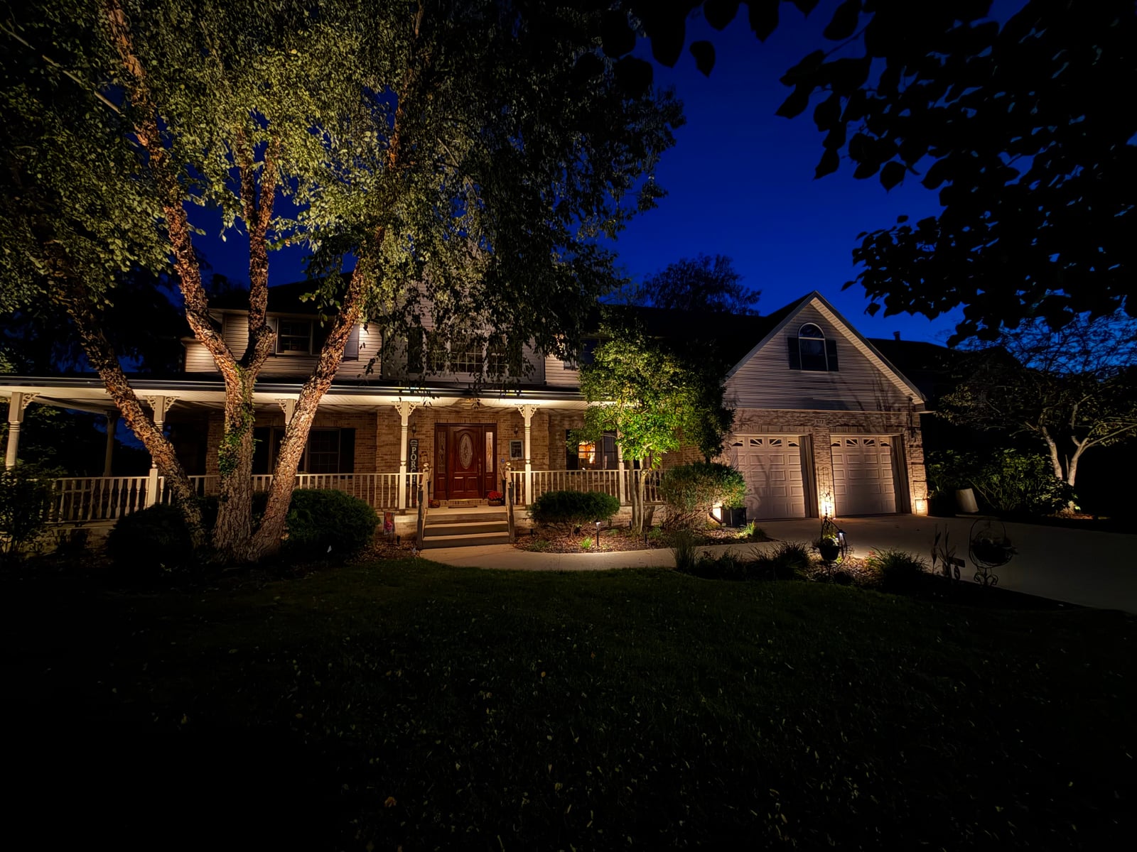 Architectural and landscape LED lighting system design and installation