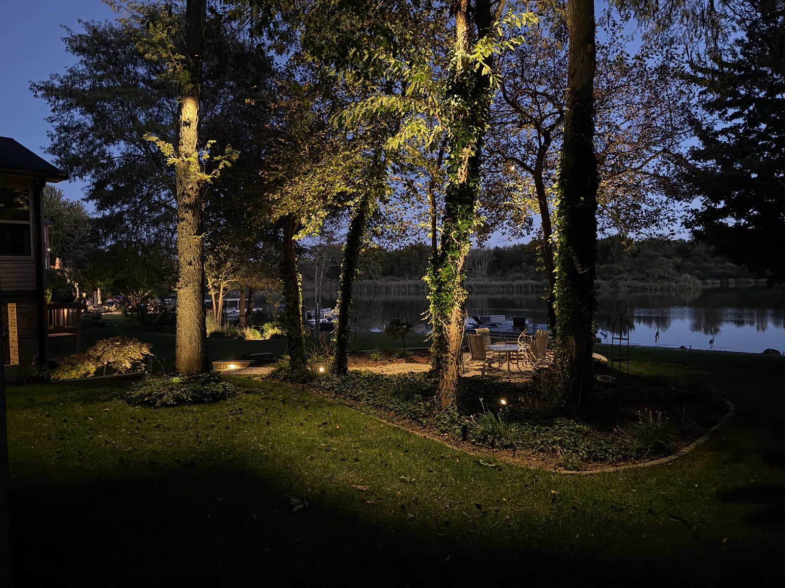 Architectural and landscape LED lighting system design and installation